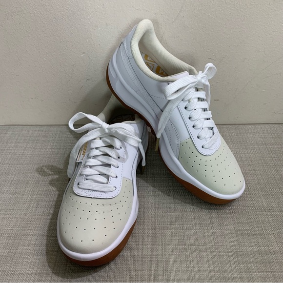 NEW! Youth Kid's PUMA California Exotic WHISPER WHITE Low Top LEATHER SNEAKERS - Picture 3 of 6